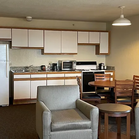 Quality Inn Petoskey-2