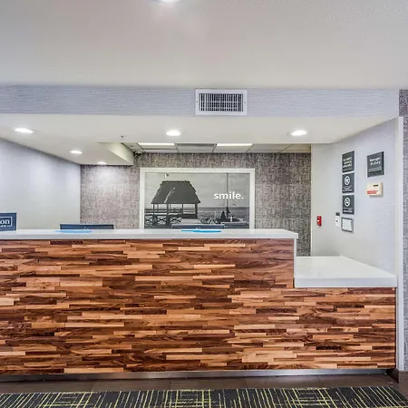 Hampton Inn Oakland-Hayward-2