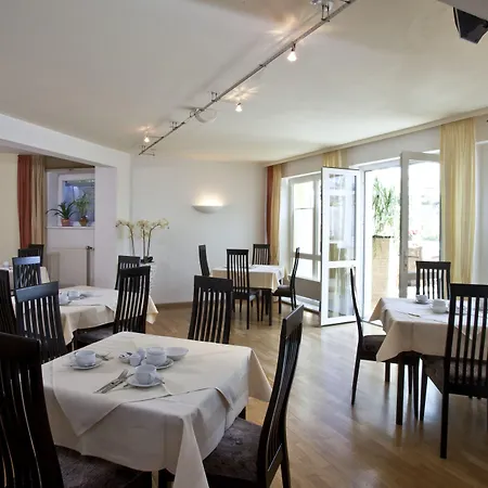 Hotel Am Braunen Hirsch-3