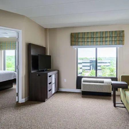 Hampton Inn & Suites Valley Forge/Oaks-2
