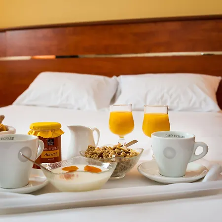 Brit Hotel Rennes Cesson-3
