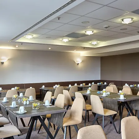 H+ Hotel Leipzig-2