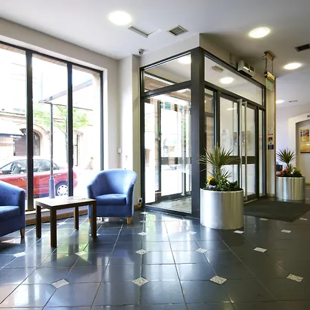 Travelodge Belfast-3