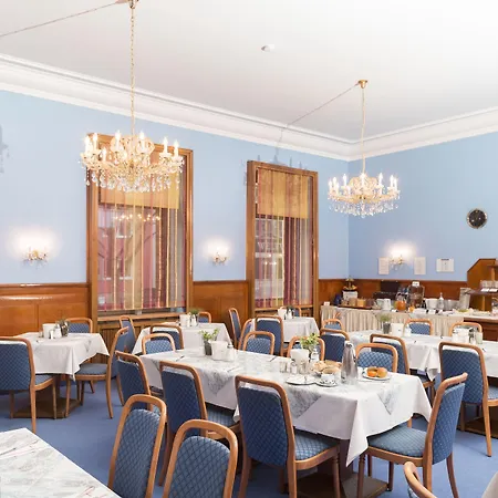 TOP Hotel Amberger-3