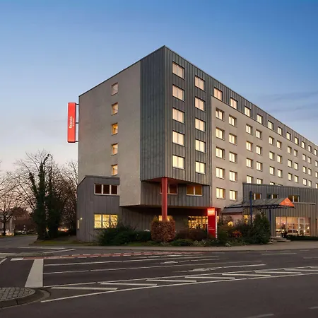 Ramada By Wyndham Bottrop City-2