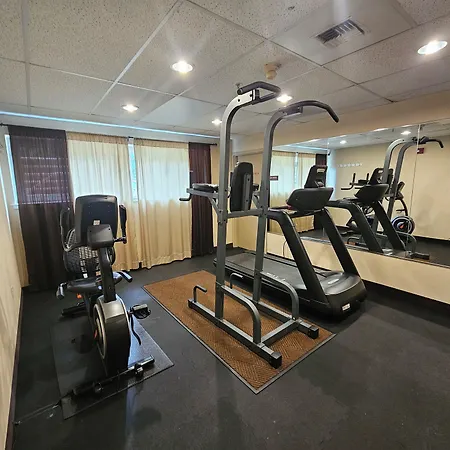 Ramada By Wyndham Seatac Airport-3