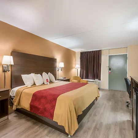 Econo Lodge Cullman South-3