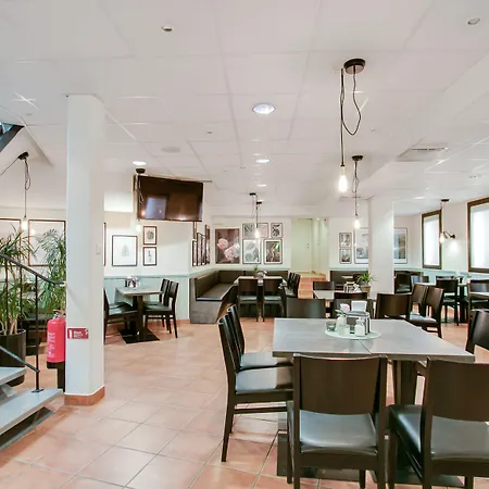 First Hotel Brommaplan-3