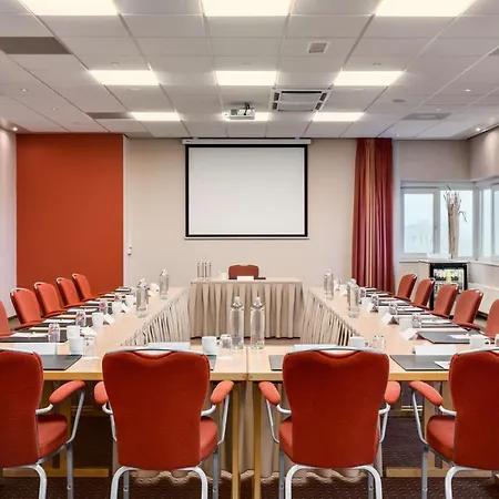 NH Groningen Hotel-3