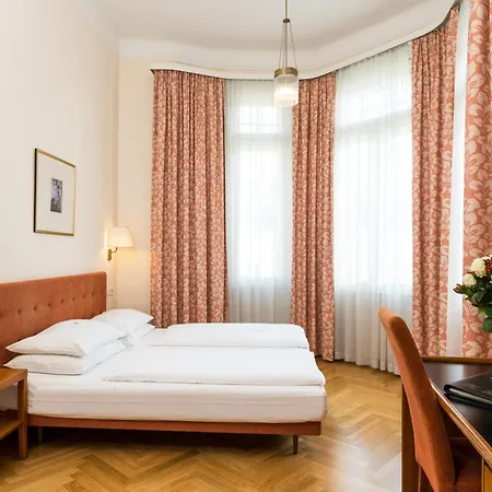 Hotel Johann Strauss-2