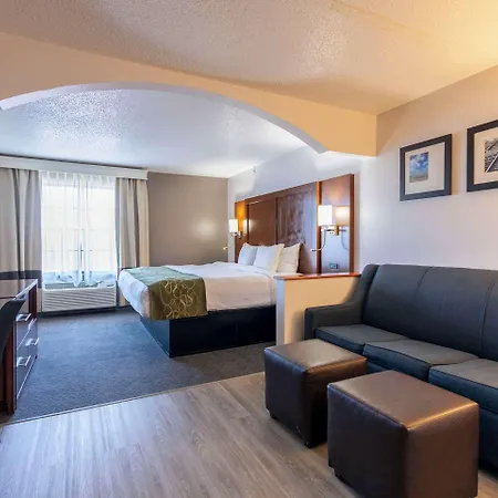 Comfort Suites Springfield I-70-3