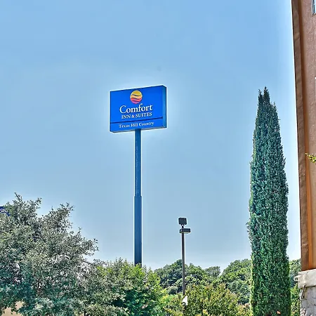 Comfort Inn & Suites Texas Hill Country-2