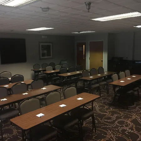 Holiday Inn Express Hotel & Suites Laurinburg By Ihg-2