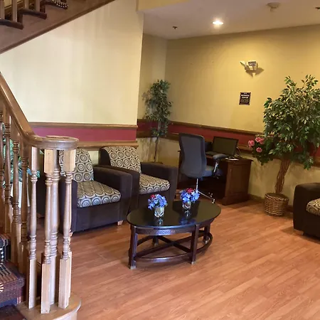 Super 8 By Wyndham Martinsville-2