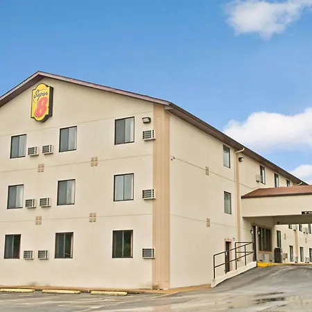 Super 8 By Wyndham Eureka/Six Flags Nearby-2