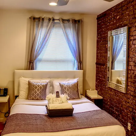 Chelsea Inn (Adults Only)-2