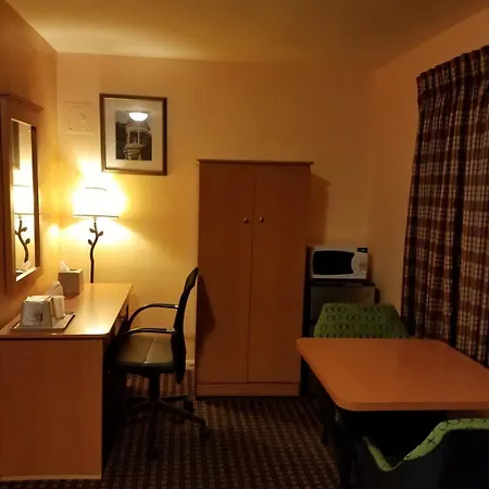 Scottish Inn - Okeechobee-2
