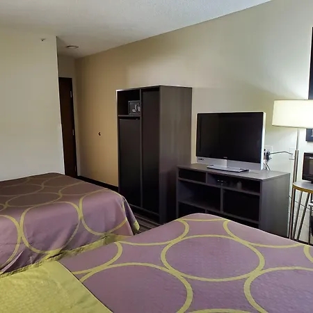 Super 8 By Wyndham Bozeman-2