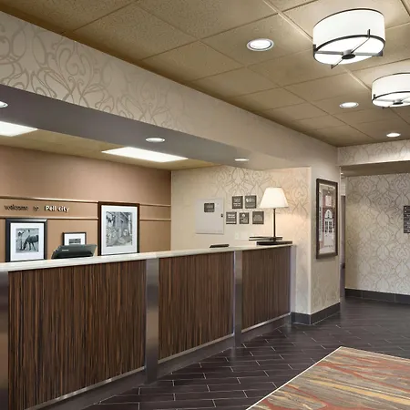 Hampton Inn Pell City-3