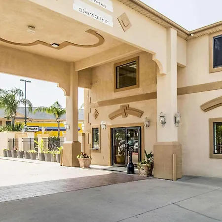 Econo Lodge Inn & Suites Corpus Christi-2