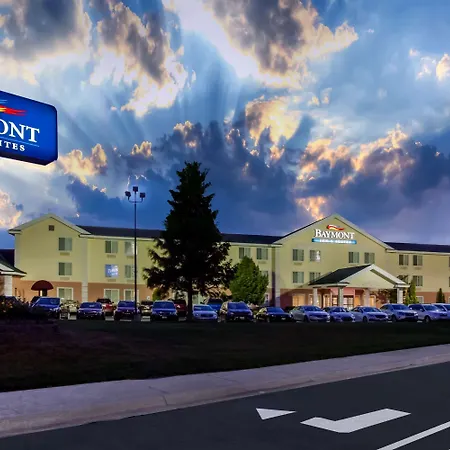 Baymont By Wyndham Mackinaw City-3