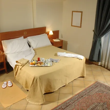 Caravaggio Hotel-2
