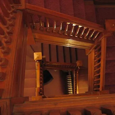 Olde Judge Mansion B&B-2