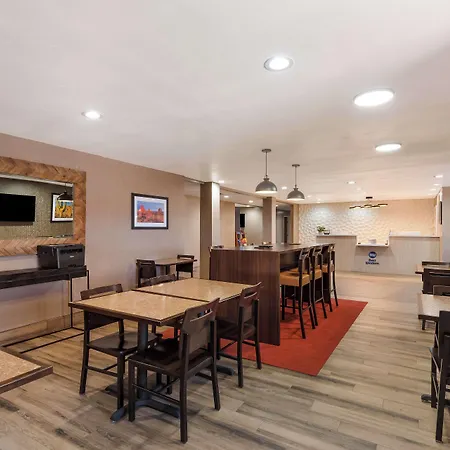 Best Western Bellemont Shadow Mountain Inn-2