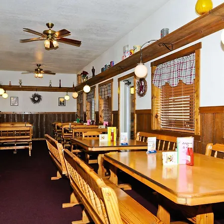 Surestay Plus Hotel By Best Western Berkeley Springs-3