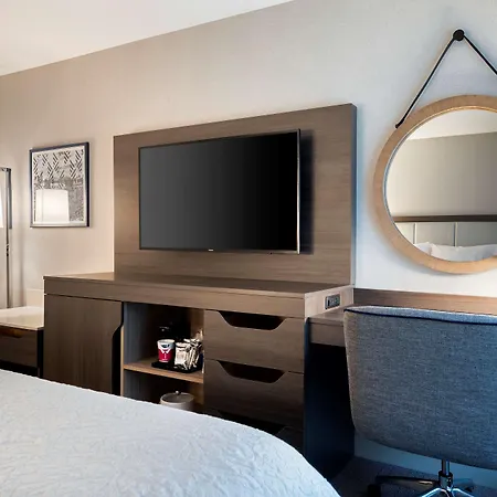 Hampton Inn By Hilton Boston/Cambridge-3