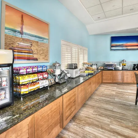 Bahama House - Daytona Beach Shores-3