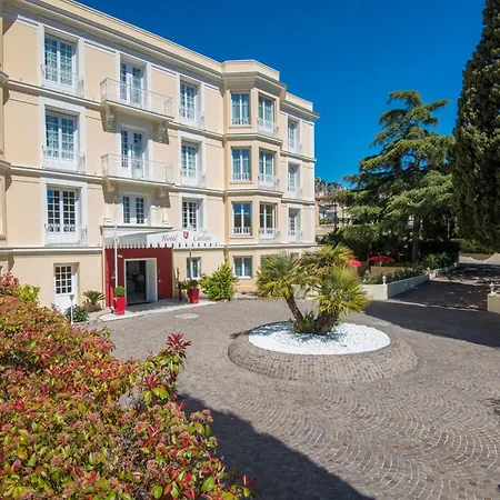 Hotel Carlton-2