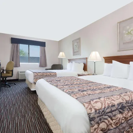 Baymont By Wyndham Columbus/Rickenbacker-2