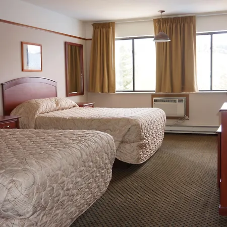 Luxury Inn & Suites-3