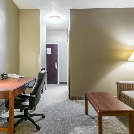 Comfort Suites Owensboro South-2