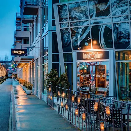 Seattle Marriott Waterfront-2