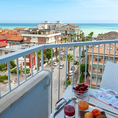 Hotel Mondial-3