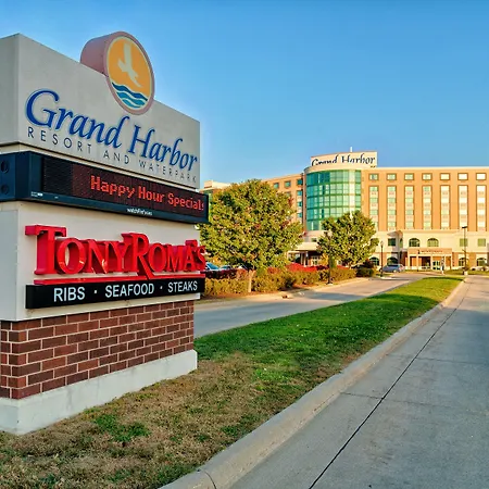 Grand Harbor Resort-3