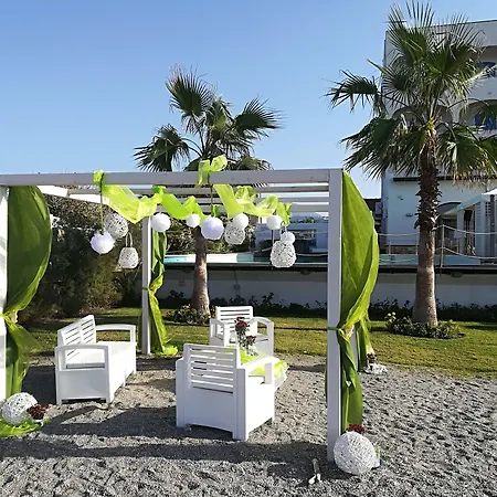 Hotel Il Gabbiano Beach-3