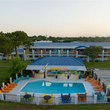 Americas Best Value Inn & Suites-College Station-2