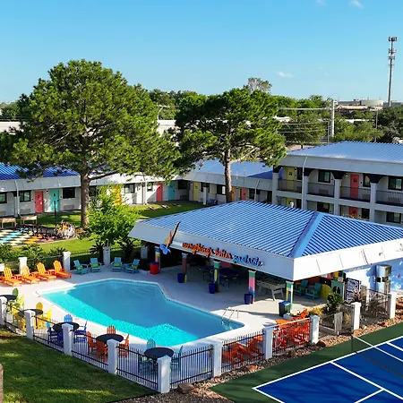 Americas Best Value Inn & Suites-College Station-3