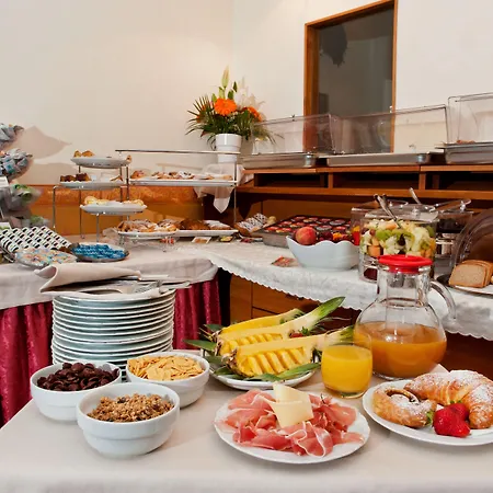 Hotel Vivit ***S-3