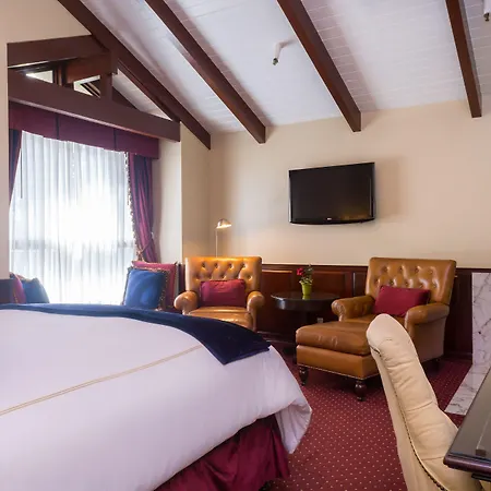 Carriage House Inn-2
