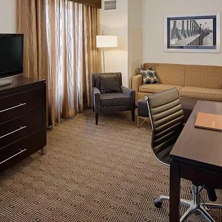Homewood Suites By Hilton Manchester/Airport-3