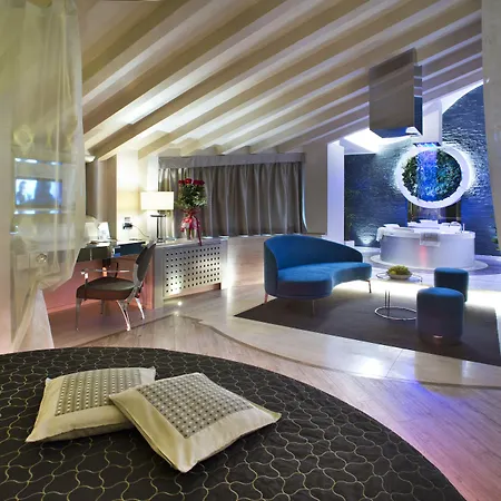 Vip'S Motel Luxury Accommodation & Spa-2