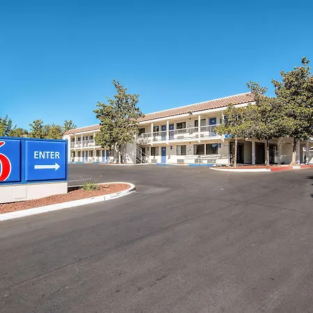 Motel 6-Redding, Ca - South-3
