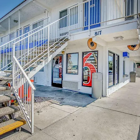 Motel 6-Stockton, Ca - Charter Way West-3