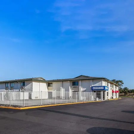Americas Best Value Inn - Lincoln Airport-2