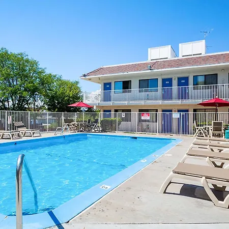 Motel 6-Pueblo, Co - I-25-2