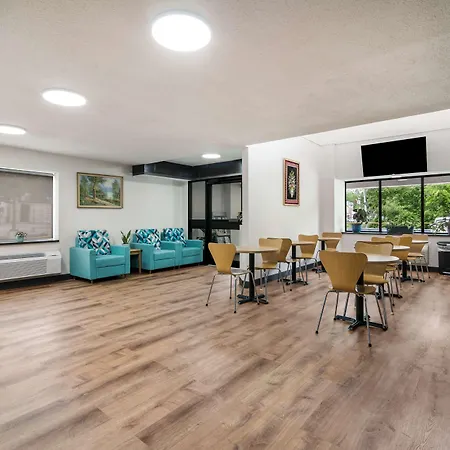 Surestay By Best Western Lewiston Auburn Area-3